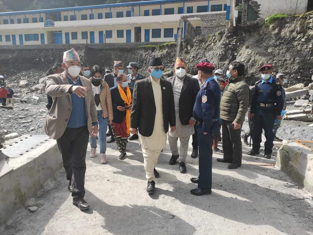 मनाङ जिल्लामा २०७८ साल असोज सम्म विपद् संकटग्रस्त जिल्ला घोषणा पश्चात माननीय गृह मन्त्रीज्यूबाट मनाङ जिल्लाको स्थलगत अवलोकन तथा निरिक्षण